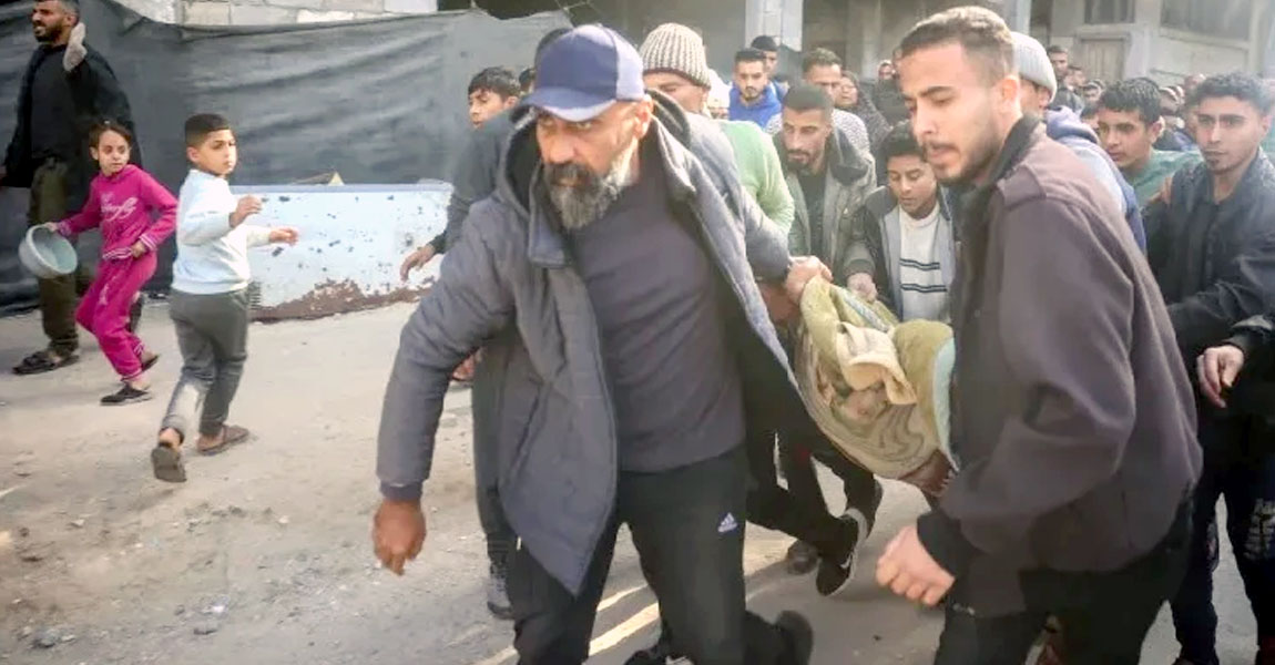 গাজায় হাসপাতাল স্কুল ও ‘সেফ জোনে’ ইসরায়েলের হামলায় নিহত ৫০